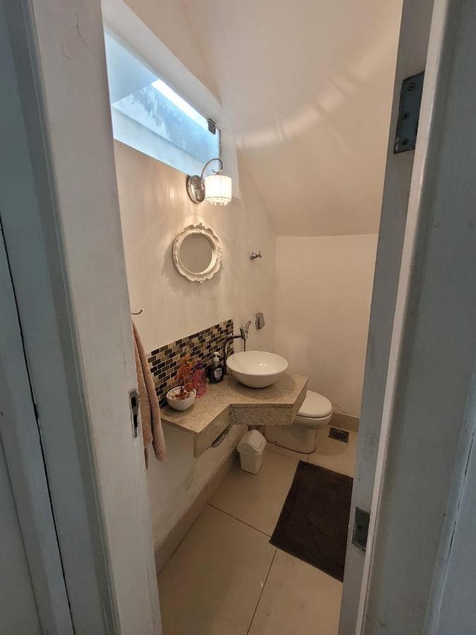 Sobrado 2 Amplo E Confortavel Em Condominio コルンバ エクステリア 写真